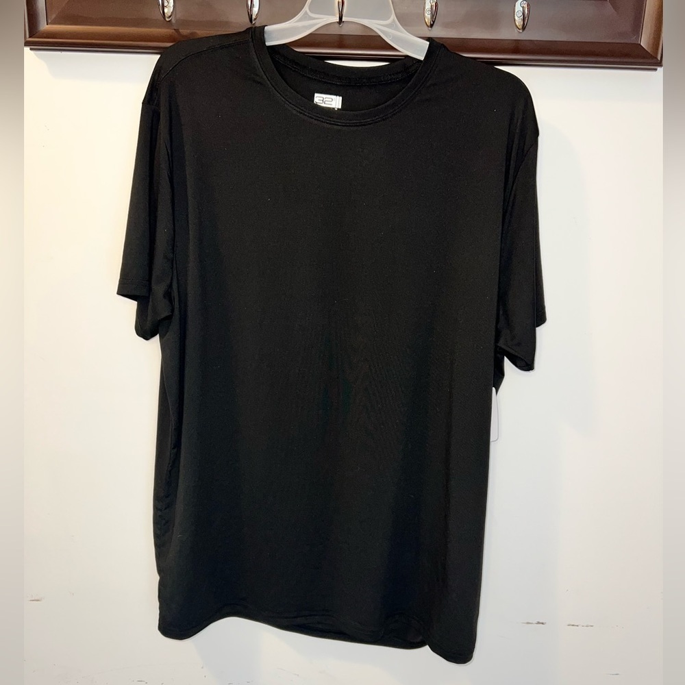 NWT 32° Degrees Cool Men’s Black Short Sleeve Tshirt Size XXL - Picture 1 of 6